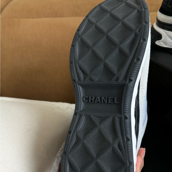 BNIB Chanel sneakers size 40 ($SOLD) - Picture 4 of 6